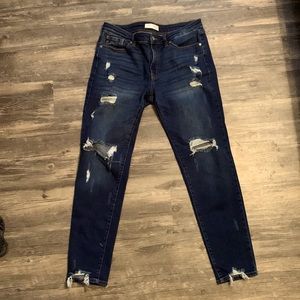 Size 11 kancan jeans. Gently worn.